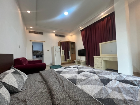 Adliya, Apartments/Houses, BHD 200/year,  Furnished,  1 BR,  EXCELLENT SPACIOUS STUDIO ROOM FULLYFURNISHED WITH UNLIMITED CONTACT :- +97366942050