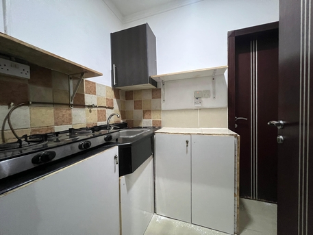 Adliya, Apartments/Houses, BHD 200/year,  Furnished,  1 BR,  EXCELLENT SPACIOUS STUDIO ROOM FULLYFURNISHED WITH UNLIMITED CONTACT :- +97366942050