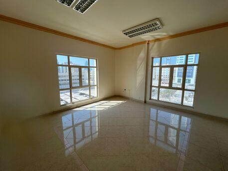 Hoora, Offices, BHD 450,  130 Sq. Meter,  Spacious 2-Room Office For Rent In Hoora &ndash; Prime Business Location