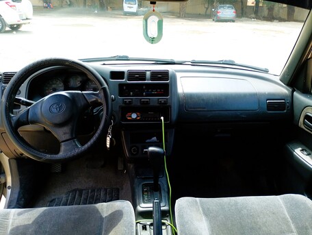 Manama, Vehicles, Cars & Trucks , BHD 1050,  Toyota RAV4,  1999,  300 KM,    Model Excellent Condition FOR Sle