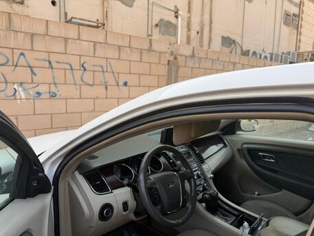 Riyadh, Vehicles, Cars & Trucks , SAR 18500,  Ford Taunus,  2011,  Automatic,  465000 KM,  Ford Taurus  Best Driving Pleasure