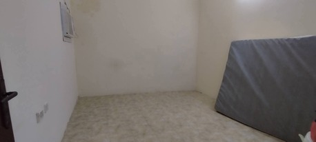 Ras Rumman, Apartments/Houses, BHD 130/month,  Studio,  Ras Ruman:- Studio Flat On Rent.Bd 130/- With Ewa,30Bd Limit.