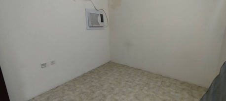 Ras Rumman, Apartments/Houses, BHD 130/month,  Studio,  Ras Ruman:- Studio Flat On Rent.Bd 130/- With Ewa,30Bd Limit.