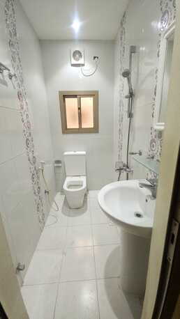 Salmaniya, Apartments/Houses, BHD 230/month,  2 BR,  2 Bedroom Unfurnished Flat For Rent With Ewa Unlimited