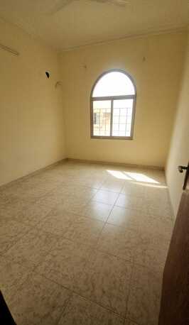 Salmaniya, Apartments/Houses, BHD 120/month,  2 BR,  2 Bedroom Unfurnished Flat For Rent Without Ewa