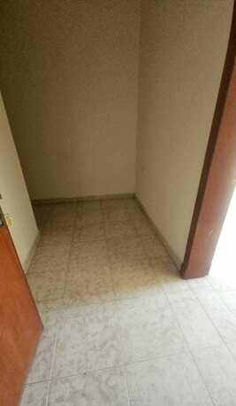 Salmaniya, Apartments/Houses, BHD 120/month,  2 BR,  2 Bedroom Unfurnished Flat For Rent Without Ewa