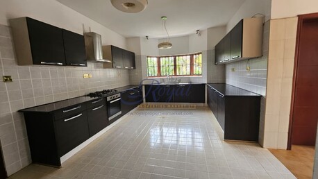 Nairobi, Apartments/Houses, KES 550000/month,  5 BR,  Runda &ndash; Elegant 5-Bedroom All-En-Suite To Let (Gated Community)