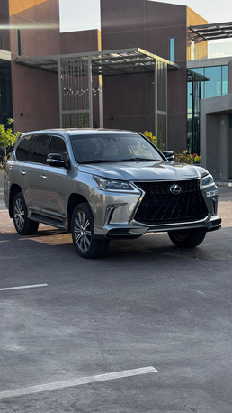 Manama, Vehicles, Cars & Trucks , BHD 18000,  Lexus LX 570,  2016,  Automatic,  170000 KM,  LEXUS LX570S