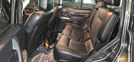 Khobar, Vehicles, Cars & Trucks , SAR 53000,  Mitsubishi Pajero,  2017,  Automatic,  148000 KM,   , Golden Special Edition. Full Option. 4x4, Well Maintained, USED BY