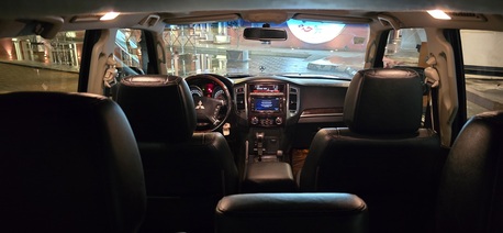 Khobar, Vehicles, Cars & Trucks , SAR 53000,  Mitsubishi Pajero,  2017,  Automatic,  148000 KM,   , Golden Special Edition. Full Option. 4x4, Well Maintained, USED BY