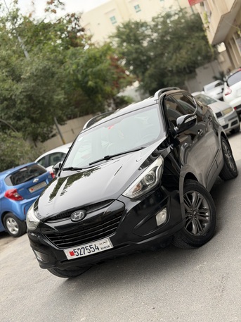 Manama, Vehicles, Cars & Trucks , BHD 2550,  Hyundai Tucson,  2015,  Automatic,  137654 KM,    Mid Option Bahrine Agency In Excellent Condition