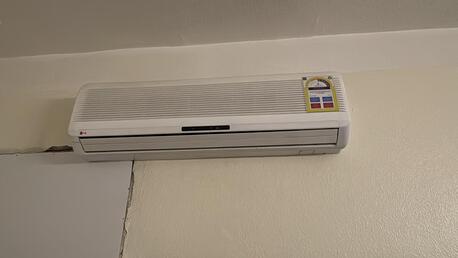 Umm Al Hamam, Air Conditioners, SAR 1300,  Cheap - 2x LG Split AC 1.5 Ton, Samsung Washing Machine 7.5KG