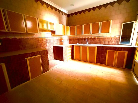 Riffa, Villas, BHD 500,  250 Sq. Meter,  4+1 BHK Spacious Villa For Rent In Buhair Near New Indian School BD 500/-