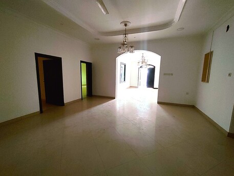 Riffa, Villas, BHD 500,  250 Sq. Meter,  4+1 BHK Spacious Villa For Rent In Buhair Near New Indian School BD 500/-