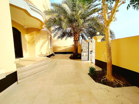 Riffa, Villas, BHD 500,  250 Sq. Meter,  4+1 BHK Spacious Villa For Rent In Buhair Near New Indian School BD 500/-