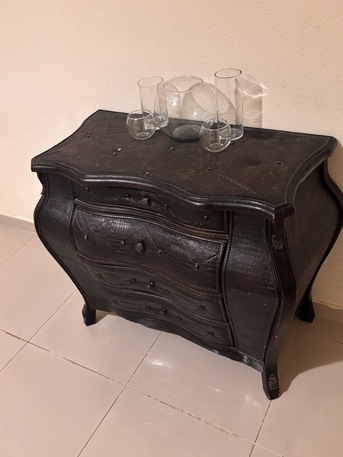 Al Murabba, Furniture, SAR 150,  Bombechest