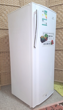 Riyadh, Household Items, SAR 600,  Single Door Fridge With Internal Freezer..