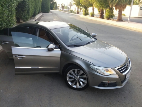 Riyadh, Vehicles, Cars & Trucks , SAR 19000,  Volkswagen CC,  2011,  Automatic,  236000 KM,  Volkswagen Passat CC Luxury Line
