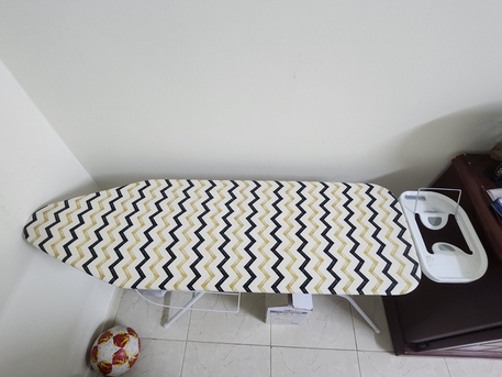 Yanbu, Household Items, SAR 100,  Iron Stand Only 100sr