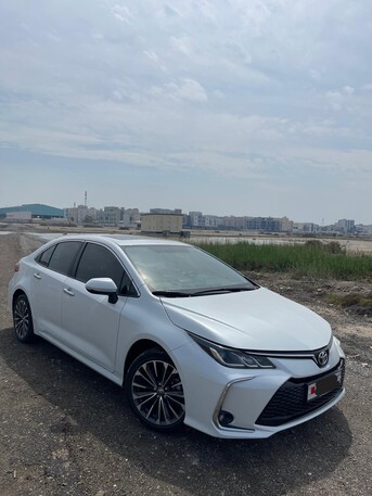 Saar, Vehicles, Cars & Trucks , BHD 7500,  Corolla GLi Full Option,  2024,  Automatic,  21900 KM,  First Owner Full Option Gli Corolla - First Owner