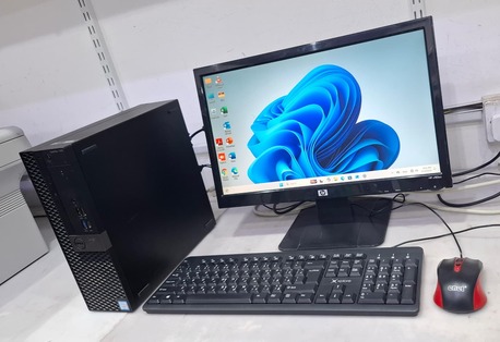 Manama, Computers, BHD 98,  DELL Core I7 7th Generation Computer Full Set With HD Wide Monitor DDR4 8GB RAM SSD 256GB