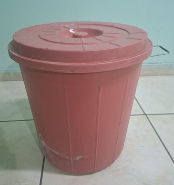 Al Rawdah, Household Items, SAR 160,  Queen Bed -Sofa Set 7 Seater -washing Machine -Buckets 13 Kg