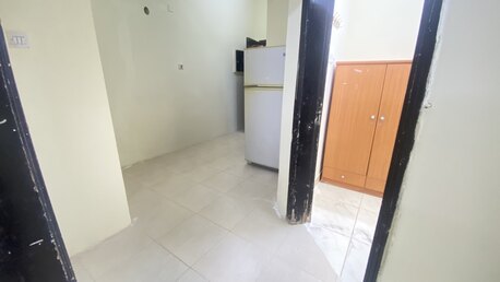 Gudaibiya, Apartments/Houses, BHD 220/month,  2 BR,  Gudaibiya:- Close Ajeeb Stores  2BR Semi-Furnished Flat On Rent.Bd 220/- With Unlimited