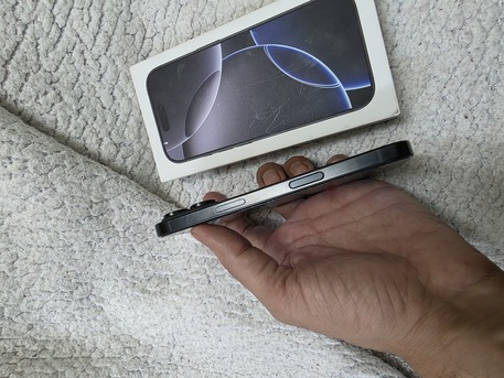 Akrabia, Mobile Phones, SAR 3000,  IPhone 16 Pro 128gb Sale Swap 100 Battery Life Only Serious Buyer Contact