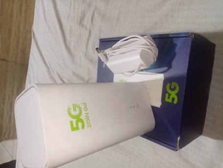 Riyadh, Computers, Zain 5g Router And Sim For Sale (Transferable)