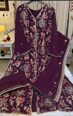 Khobar, Clothing & Accessories, Pakistani Stitched Dresses (Eid Collection)