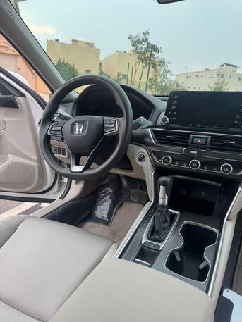 Riyadh, Vehicles, Cars & Trucks , SAR 69500,  HONDA ACCORD -,  2018,  Automatic,  200000 KM,  100 % ORIGINAL CONDITION