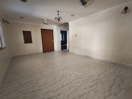 Busaiteen, Apartments/Houses, BHD 200/year,  2 BR,  Busaiteen:- Groundfloor Spacious 2Bhk Unfurnished Flat On Rent..
