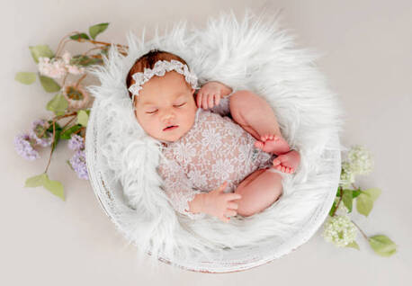 New Delhi, Photography, Best Creative Newborn Photography In Delhi