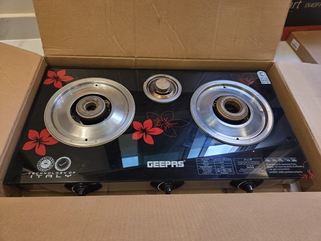 Riyadh, Appliances, SAR 100,  TOYOTA OEM CAR STEREO+3 BURNER GAS STOVE+ CAR SUN VISOR