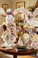 New York, Collectibles, USD 344,  Celebrate The Holidays With Mark Roberts Santa & Christmas Figurines