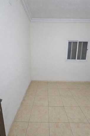 Al Malaz, Rooms Available, SAR 1000/month,  18 Sq. Meter,  Neat & Spacious Room For Rent &ndash; Ideal For Single Bachelor
