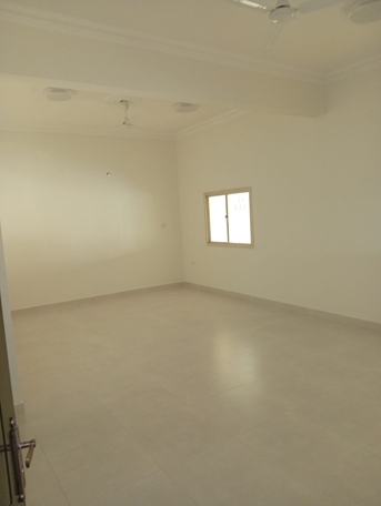 Manama, Apartments/Houses, BHD 220/year,  3 BR,  Big And Clean Apartment  شقه كبيره ونظيفه