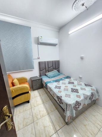 Riyadh, Rooms Available, SAR 1700/month,  Room Available Near Metro Station (Takassosi Red Line)