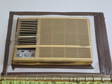 Manama, Air Conditioners, BHD 200,  2 Window AC, 1 Split AC, 1 Cooking Range. All Are In Good Condition