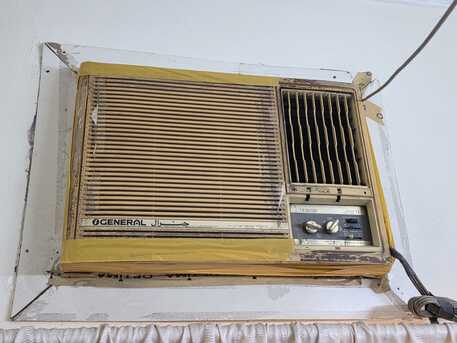 Manama, Air Conditioners, BHD 200,  2 Window AC, 1 Split AC, 1 Cooking Range. All Are In Good Condition