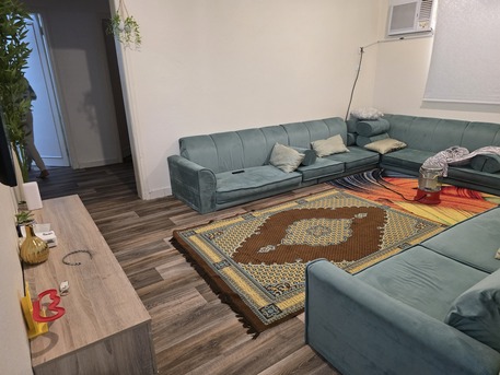 Tabuk City, Apartments/Houses, SAR 14000/month,  4 BR,  000000 Sq. Meter,  Appartment In Tabuk . Unfurnished 1400 And House Hold Shall Be Sold