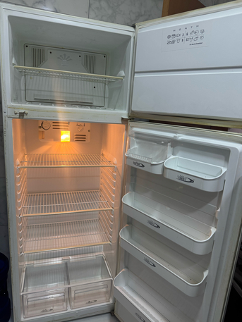 Jeddah, Electronics, SAR 500,  Kalvinator Big Size Refrigerator