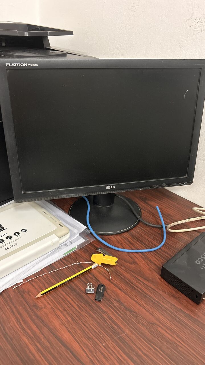 Al Malaz, Computers, SAR 80,  LCD 19