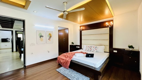 New Delhi, Apts/Flats Wanted, INR 16895/day,  Furnished,  3 BR,  2000 Sq. Feet,  BluO 3BHK Green Park, Private Garden Balcony, Lift