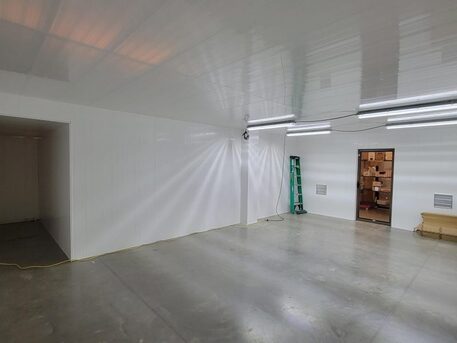 New York, Real Estate, PVC Warehouse Wall Panels Are Easy To Maintain