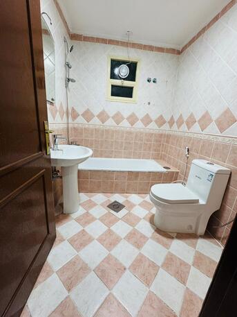 Rumaithiya, Villas, KWD 1800,  Villa For Rent In Rumaithiya, Corner Lot, Two Floors, 8 Rooms,