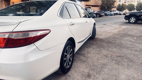Riyadh, Vehicles, Cars & Trucks , SAR 33000,  Toyota Camry,  2017,  Automatic,  275000 KM,    For Urgent Sale