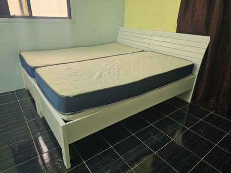 Jeddah, Apartments/Houses, SAR 2000/month,  Furnished,  4 BR,  4 Rooms Flat , 2 Baths & Kichten