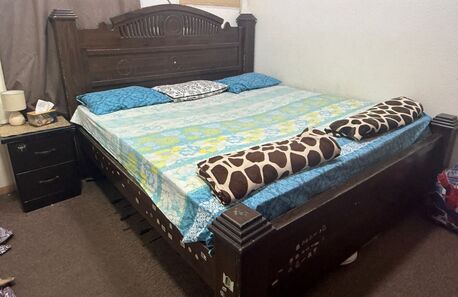 Jubail, Household Items, SAR 1,  King Size Bed 200X200 With Side Table