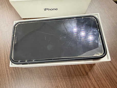 Al Yarmouk, Mobile Phones, SAR 1200,  IPhone 11